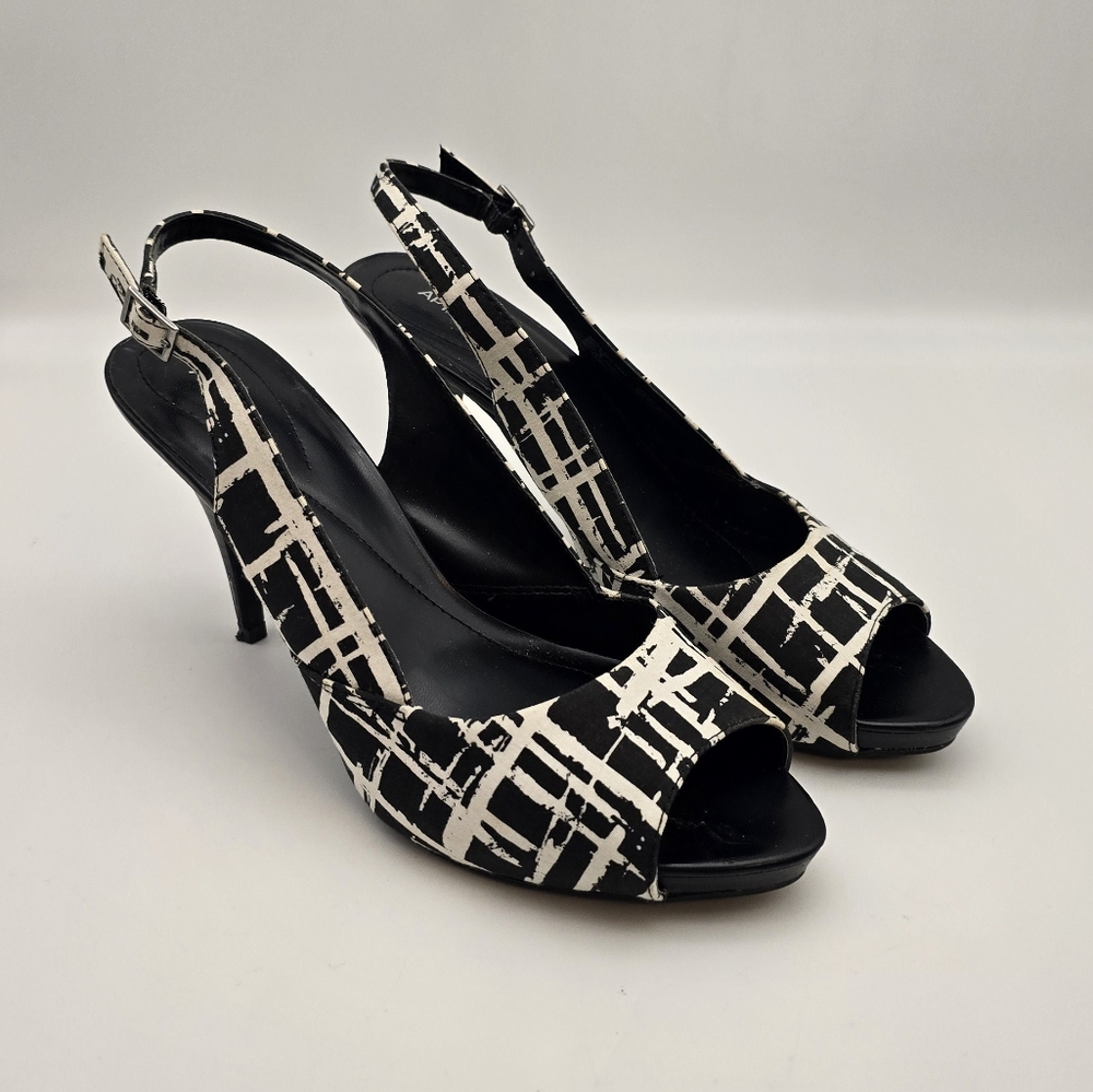 Apt. 9 Heels